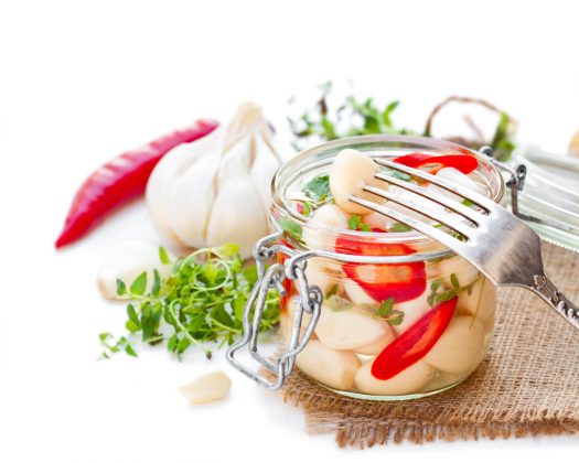 PIKANTNÍ ČESNEK S CHILLI PAPRIČKAMI