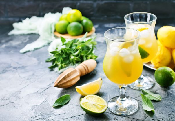TIP PRO HORKÉ LETNÍ DNY: Domácí okurkově-limetková limonáda