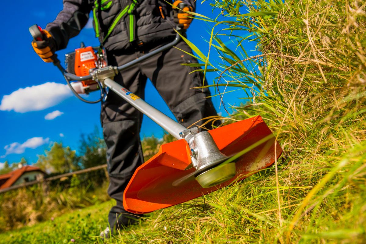 K absolutní špičce patří křovinořezy renomovaného evropského výrobce Oleo-Mac.