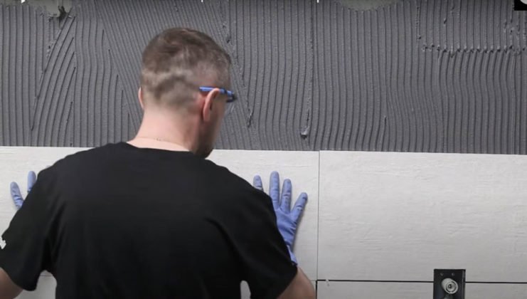 Výhody spárovacích hmot a lepidel Ceresit UltraEpoxy