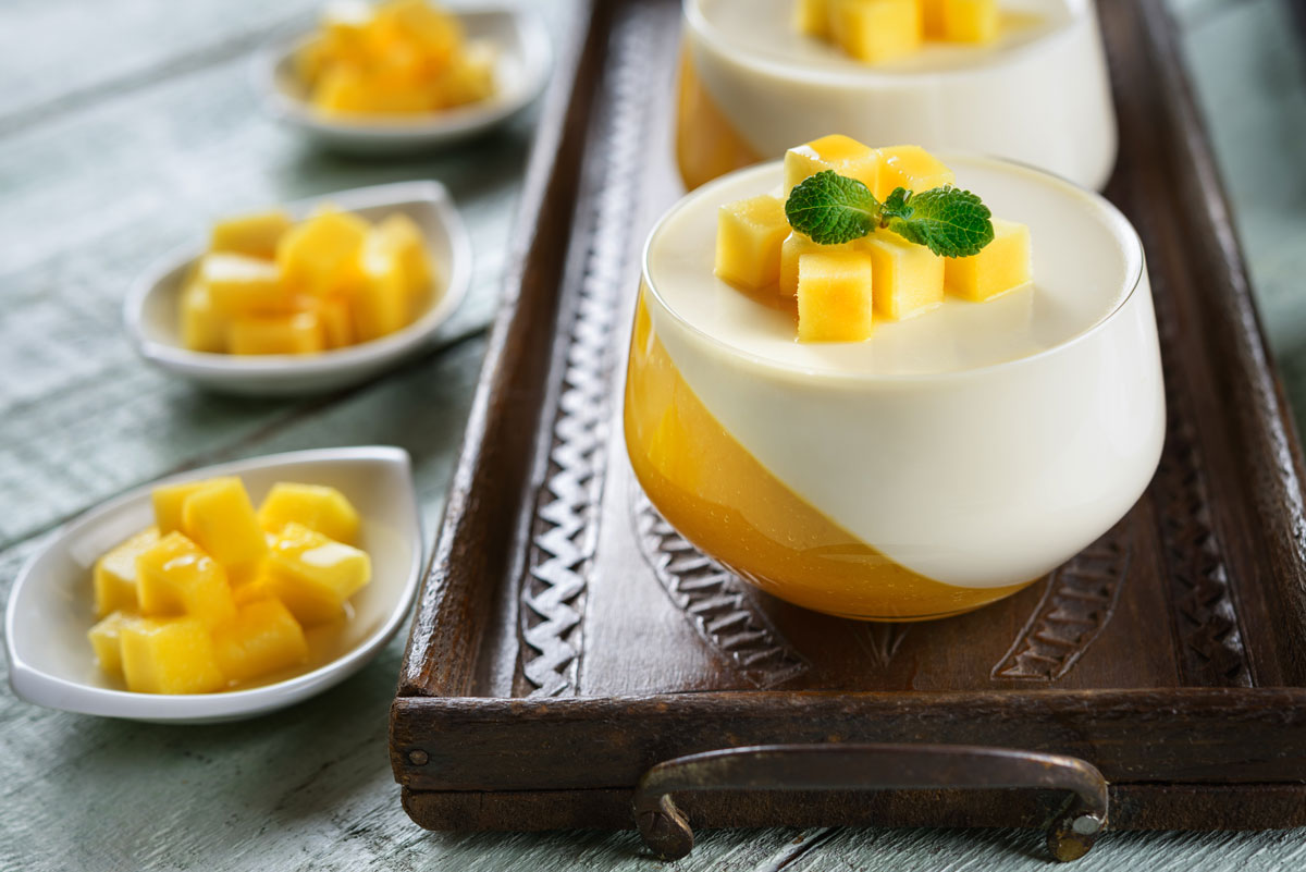 Mangová panna cotta