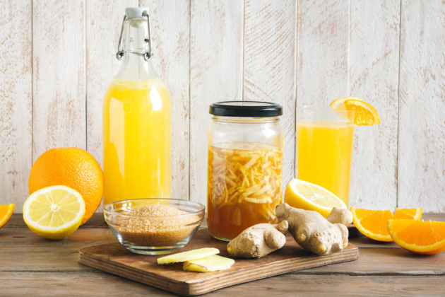 Jak využít zázvor? Vyzkoušejte recept na zdraví prospěšnou domácí zázvorovici
