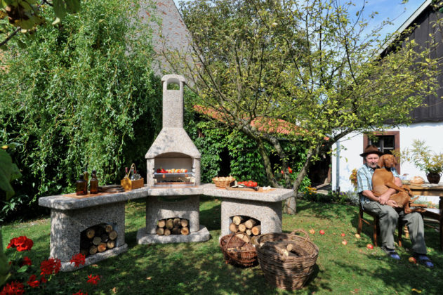 Zahradní krby – k posezení u ohně a grilování