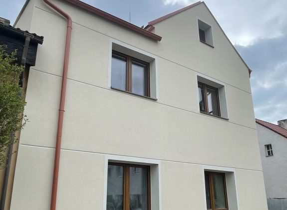 Několik řešení pro tvorbu hladké fasády
