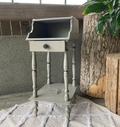 Video: Renovace telefonního stolku, který najde své využití v každé místnosti