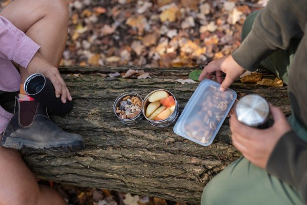 Čas výletování nekončí: Připravte si zdravou svačinku včetně domácího flapjacku