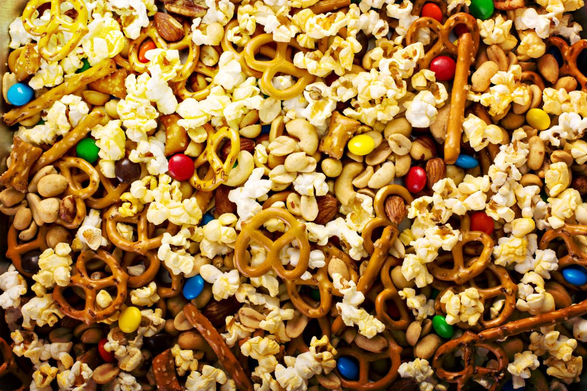 Popcorn mix