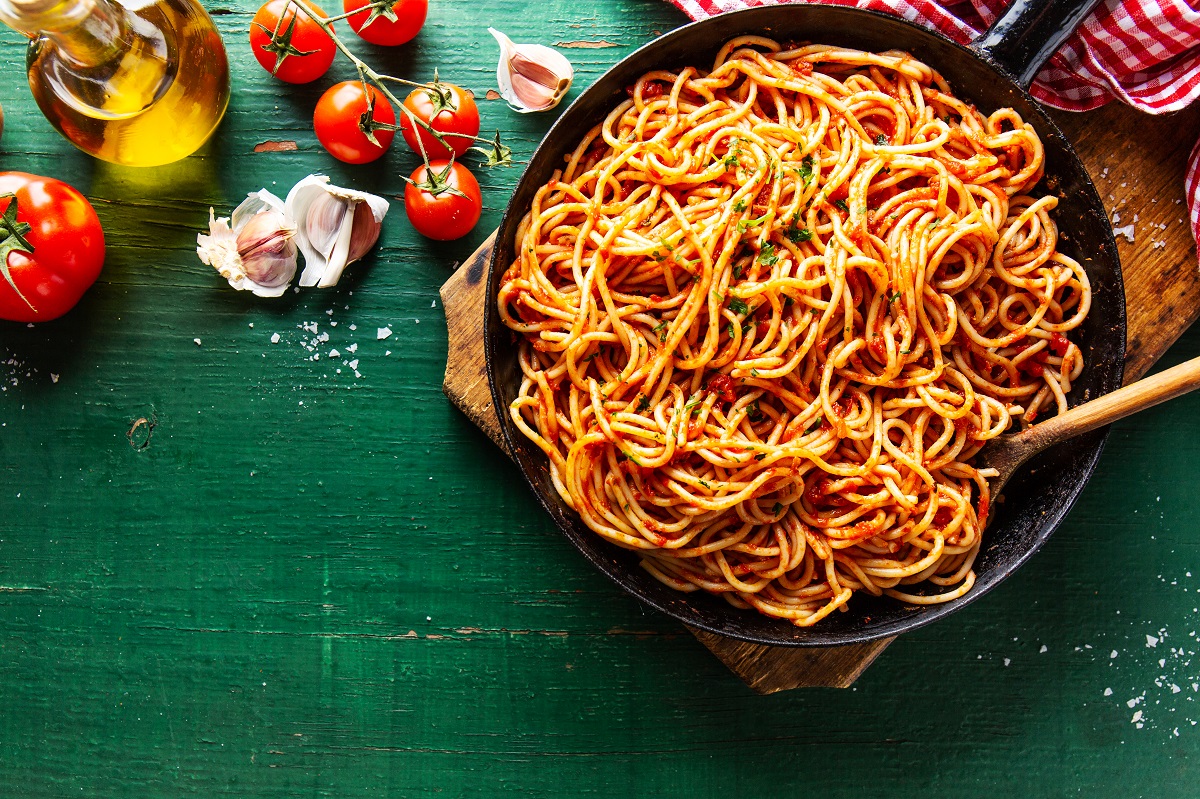  Chutné italské klasické špagety s rajčatovou omáčkou