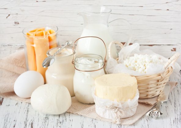 Znáte velikonoční hrudku? Je podobná sýru a potřebujte k tomu jen tyto 3 ingredience!
