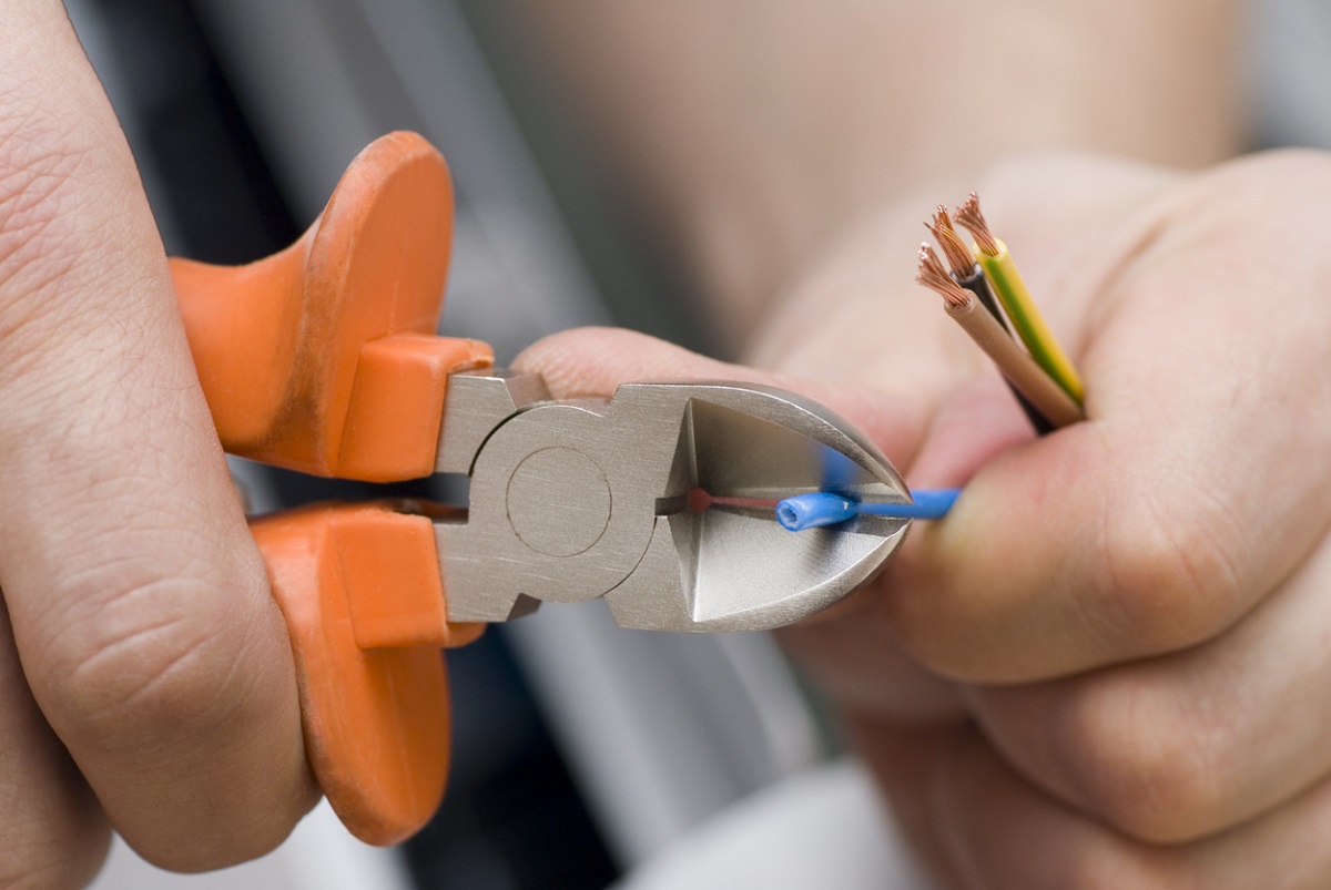 přeseknutý kabel