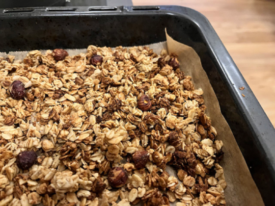Udělejte si domácí müsli. Je mnohem chutnější a zdravější než to kupované