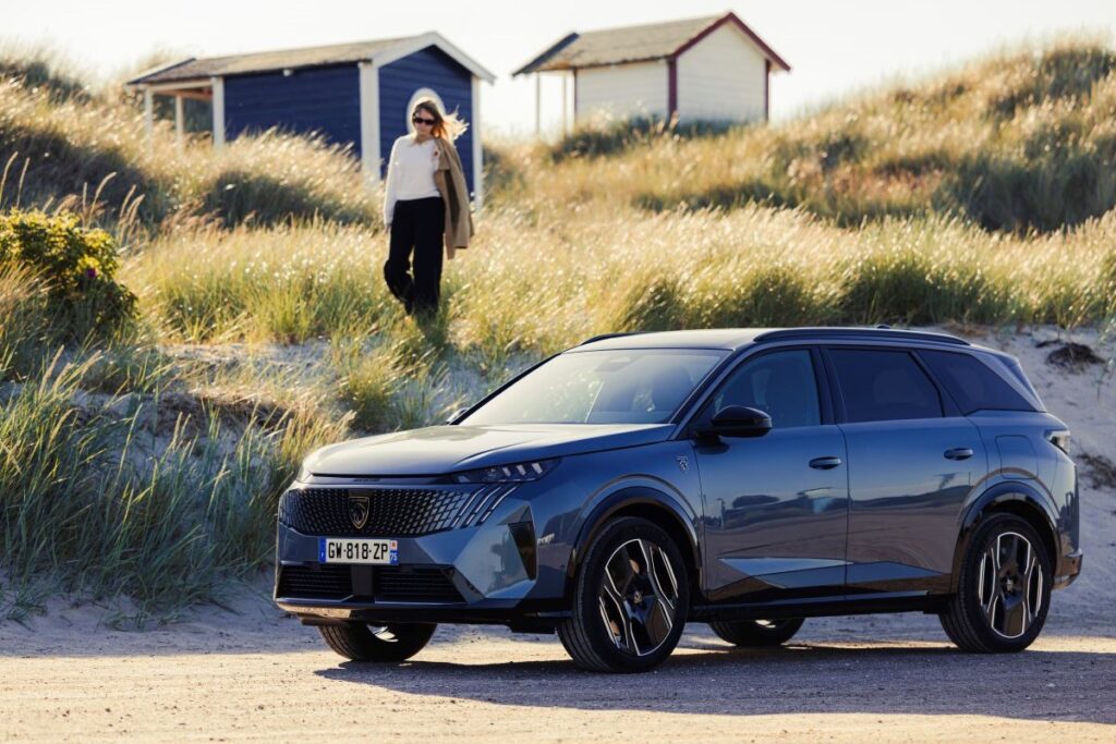 Peugeot E-5008: Elektrická lehkost bytí