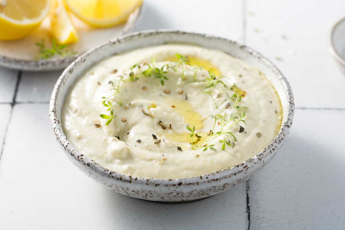 dip s parmezanem dip s parmezánem