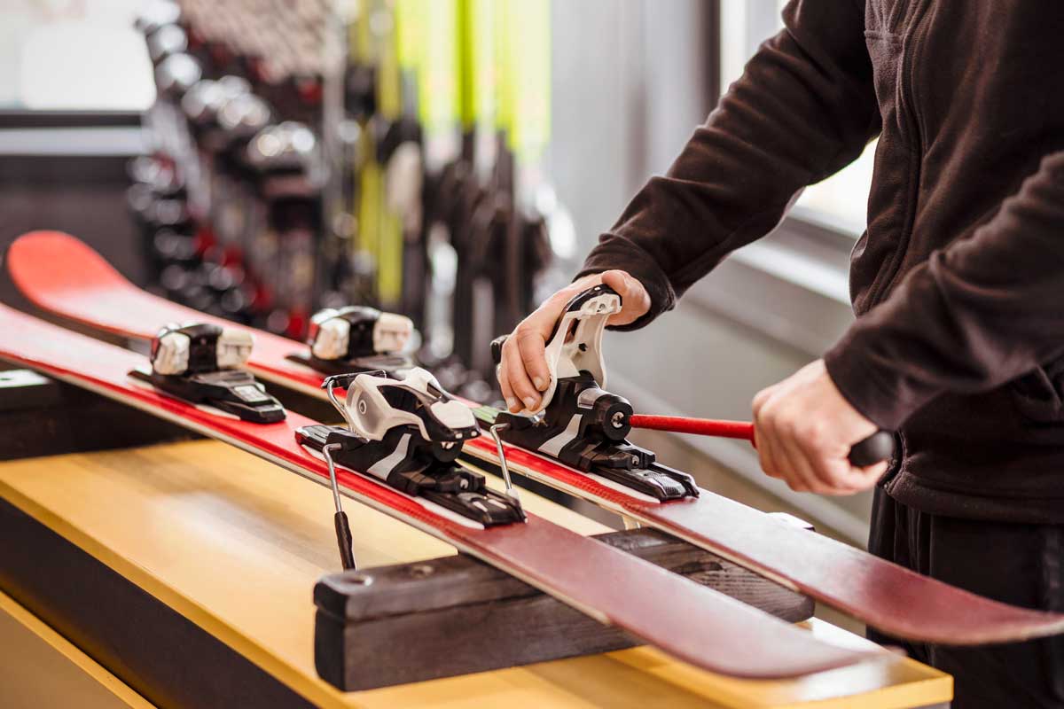 Jak pečovat o brusle a lyže, aby byly jako nové i další sezonu