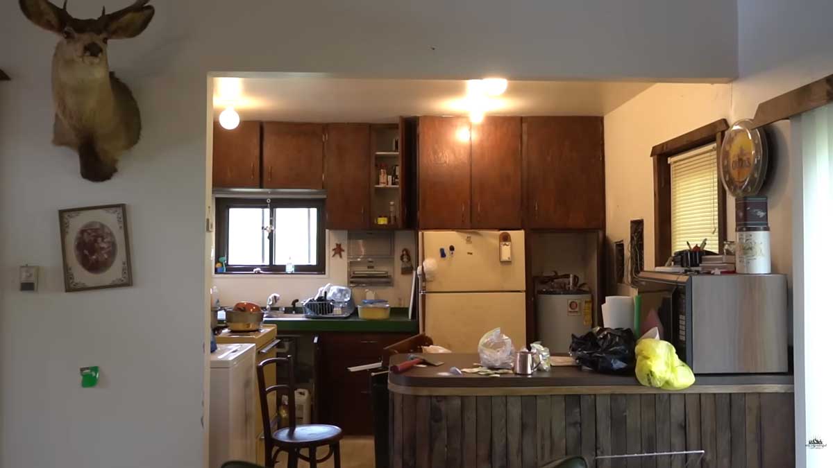 Dům, který 20 let chátral, dostal druhou šanci. Takhle vypadá rekonstrukce svépomocí