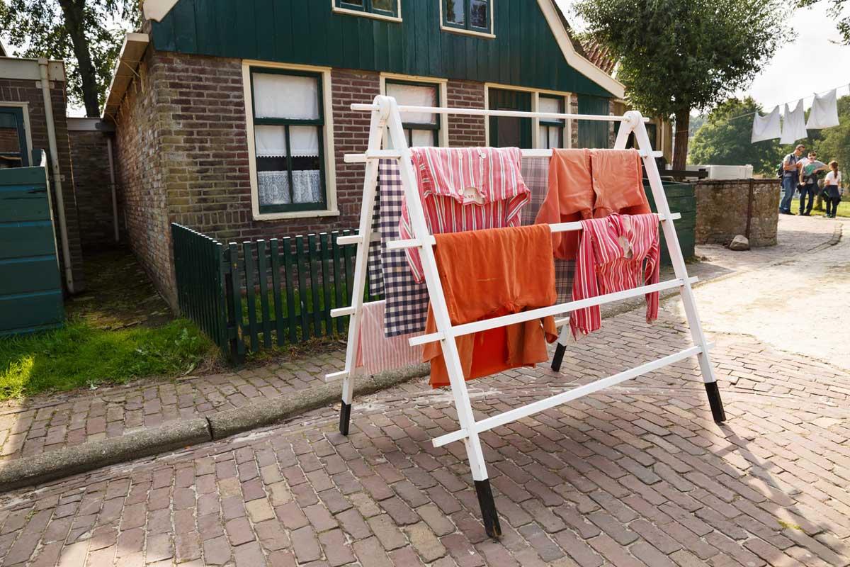 susak na praldo Sušák na prádlo vyrobený z bočnice dětské postýlky