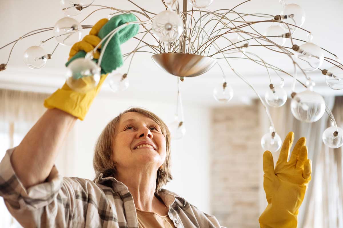 Jarní detox bytu: 10 věcí, které doma zadržují prach a dusí vás