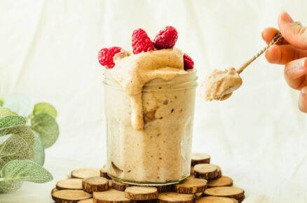 Nice cream z rozmixovaného ovoce připomíná konzistencí točenou zmrzlinu.