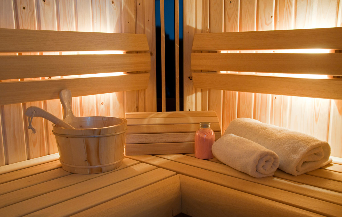 sauna V lete Domácí sauna může být vhodnou součástí wellness i během léta při správném následném ochlazení.