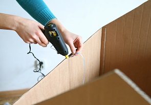 domecek_step5_prilepeni sten