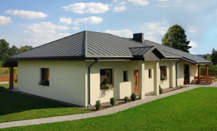 Těsnost a sklon hrají u střechy důležitou roli