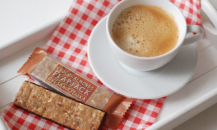 SOUTĚŽ o o 4 krabičky tyčinek FlapJack!