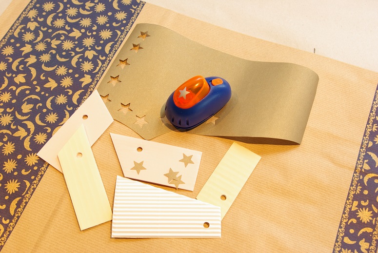 vyrezavani hvezdicek na jmenovky